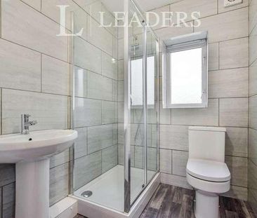 Rolls Crescent, Manchester, M15 - Photo 5