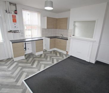 2 bedroom terraced house to rent - Photo 5