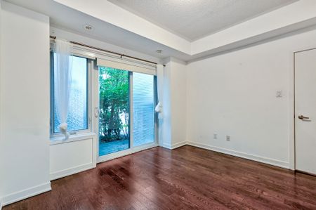 For Lease - 13 Oak Street, Toronto, Ontario - Photo 3