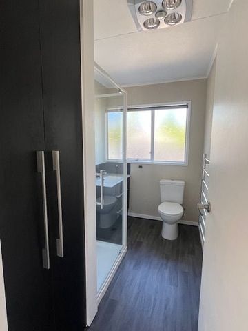 Havelock North, 2 bedrooms - Photo 3