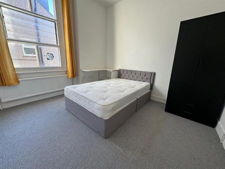 1 bedroom house to rent - Photo 2