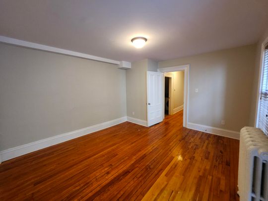 123 Wright Street - U3 - Photo 1