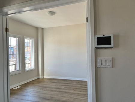 For Lease - 1013 Kraft Road, Fort Erie, Ontario - Photo 3