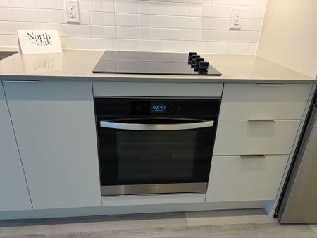 For Lease - 3071 Trafalgar Road Unit# 901, Oakville, Ontario - Photo 4