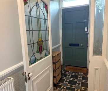 4 bedroom terraced house to rent - Photo 2