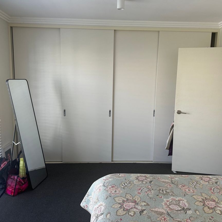 Erskineville - Photo 1