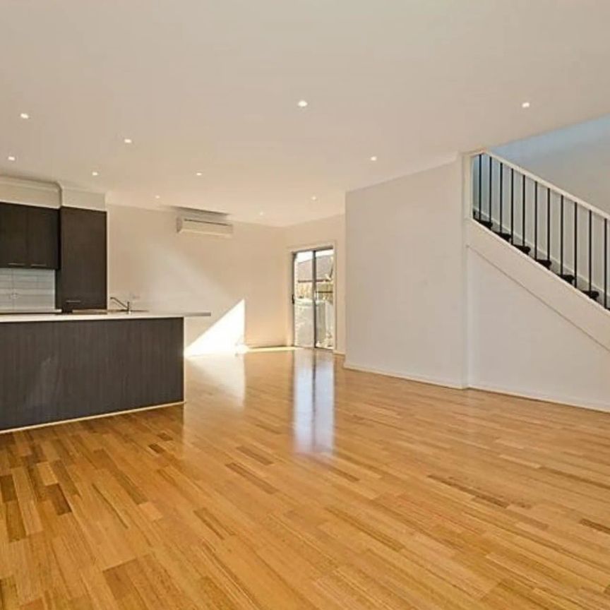 STUNNING TOWNHOUSE WITH ITS OWN STREET FRONTAGE - Photo 1