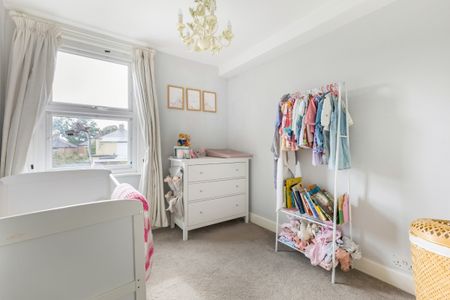 3 bedroom terraced house to rent - Photo 5