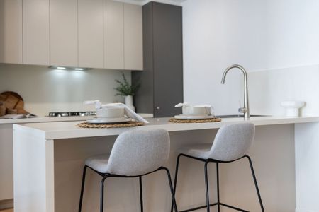 Modern Elegance with Breath Taking Views - Emperial Apartments, Adamstown - Photo 5