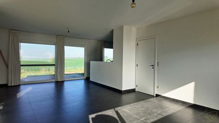 Gerenoveerde open bebouwing met 3 slaapkamers, zuidgerichte tuin en dubbele staanplaats! - Photo 5