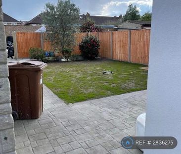 1 bedroom in a house share to rent - Photo 6