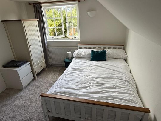 4 bedroom cottage to rent - Photo 1