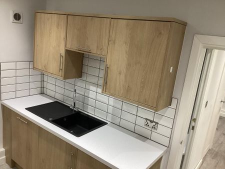 1 bedroom flat to rent - Photo 5