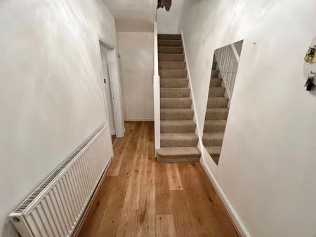 3 Bed Terraced House, Somerset Avenue, LE4 - Photo 5