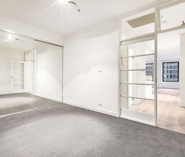 Instant Appeal In Prime Location - Photo 2