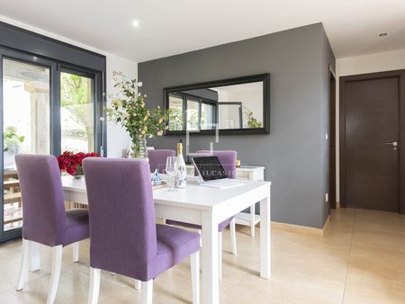 Excellent furnished villa with stunning views of the estuary for rental in O Hio- Aldan, Pontevedra - Photo 2