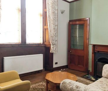 2 bedroom ground floor flat to rent - Photo 5