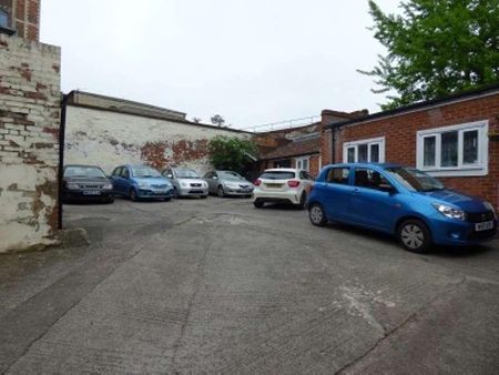 Norwood Court, Trowbridge, Wiltshire, BA14 - Photo 5