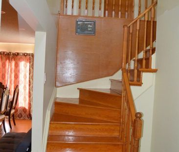 For Lease - 4085 Longo Circle, Mississauga, Ontario - Photo 4