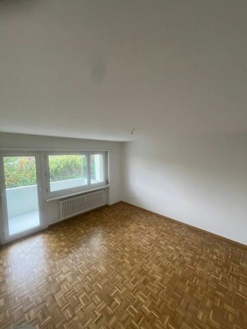 Teilsanierte 4.5 Zimmer-Wohnung an ruhiger Lage - Photo 4