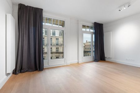 Appartement te huur: Vijzelstraat 26-3 1017 HK Amsterdam - Photo 2