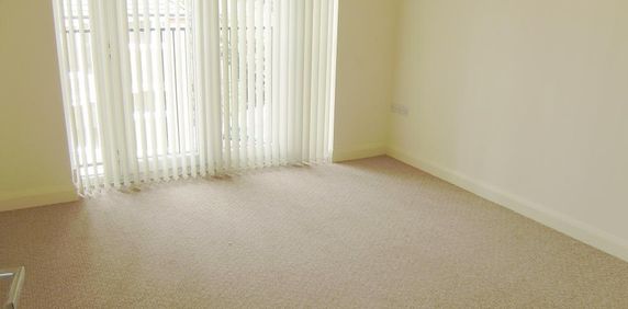 Oakwell Vale - Photo 2