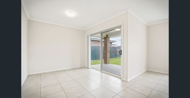 Spacious 5-Bedroom Family Home in Prime Marsden Park Location! - Photo 1