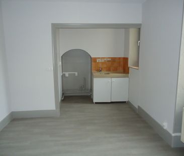 Location Appartement 2 pièces 39m² NEVERS 58000 - Photo 2