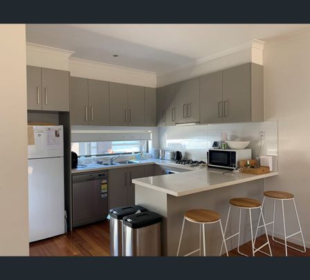 8/2-4 Devon Road, Pascoe Vale, Vic 3044 - Photo 1