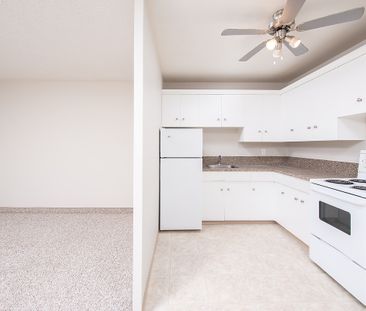 Centerpoint - Photo 1