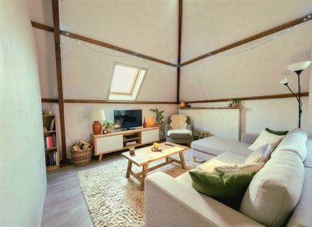 GEZELLIGE STUDIO IN HET CENTRUM VAN AARSELE MET 1 SLPK | TERRAS EN STAANPLAATS - Photo 3