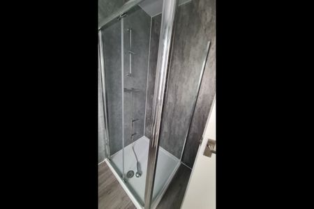 Room in a Shared House, Rayners Lane, HA2 - Photo 3