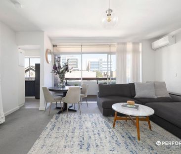 6/2 Pasley Street, South Yarra VIC 3141 - Apartment For Rent | Domain - Photo 2