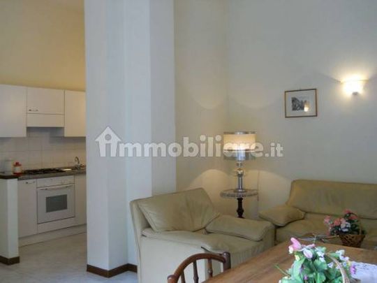 Appartamento via Giuseppe Garibaldi 10, Centro, Chiusi - Foto 1