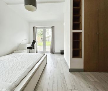 One-Bedroom House share - Photo 6