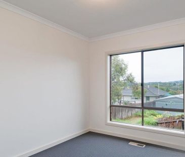 9A Aintree Street, Mooroolbark - Photo 4