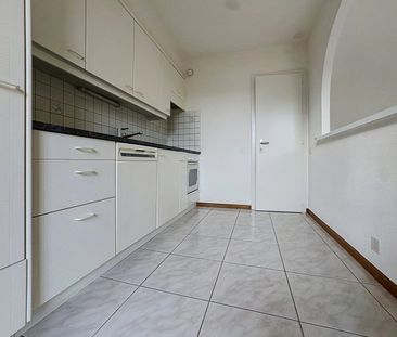 Spacieux 3.5 pièces avec jardin privatif à Sion - Photo 4