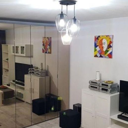 Brancoveanu metrou etaj 2 decomandat - Fotografie 1