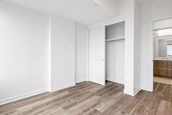 Modern apartments in Little Italy - Photo 1