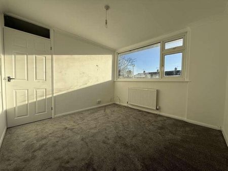 Yew Tree Gardens, Birchington, CT7 - Photo 5