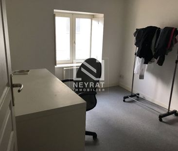 Location Appartement 3 pièces 66m² CHALON SUR SAONE 71100 - Photo 2