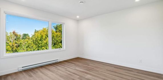 3 CH - 1 SDB - Huntingdon - $1,350 /mo - Photo 2