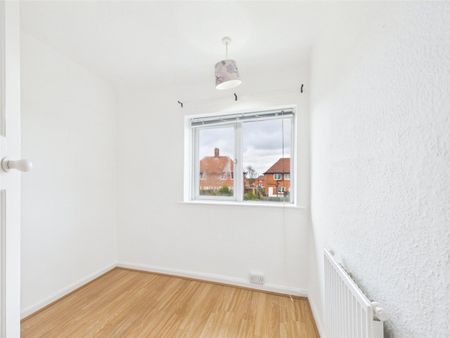 Dulverton Vale, Nottingham, Nottinghamshire, NG8 - Photo 2