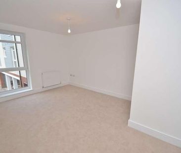 Hamworthy, BH15 - Photo 2