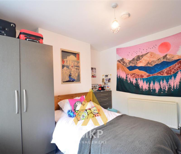 5 bedroom terraced house to rent - Photo 4