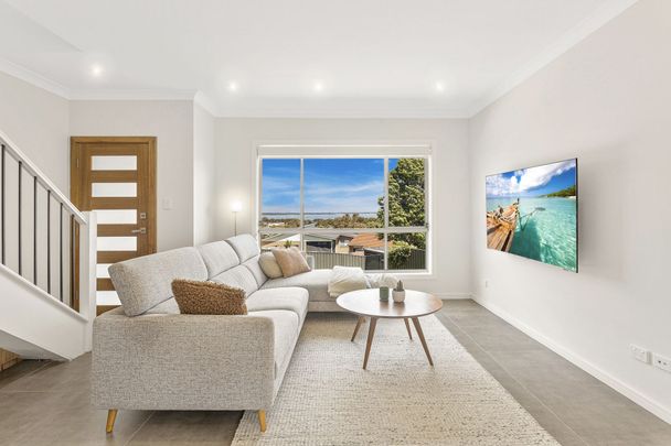 Contemporary Luxury - Photo 1