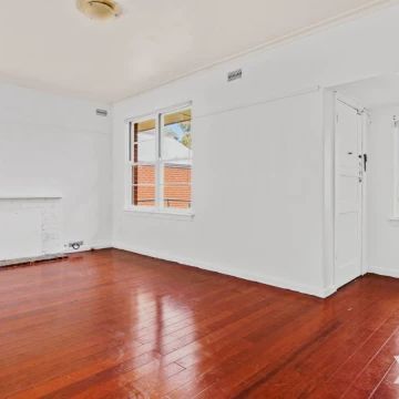 3 Bed, 1 Bath - Photo 1