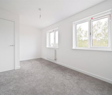2 bedroom semi-detached house to rent - Photo 2