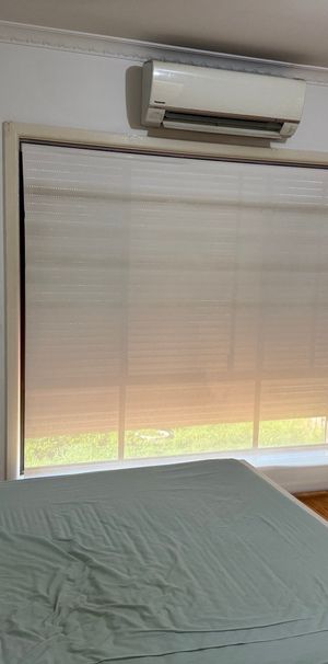 Thomastown - Photo 1