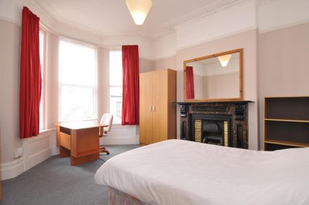 6 bedroom house to rent - Photo 3